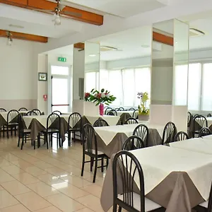 Marisa Hotel